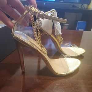 Shoedazzle heels